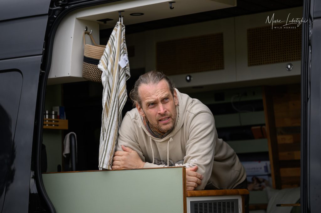 Anreise zu Wildpferden